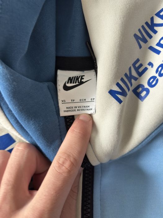 Nike tech fleece размер XS