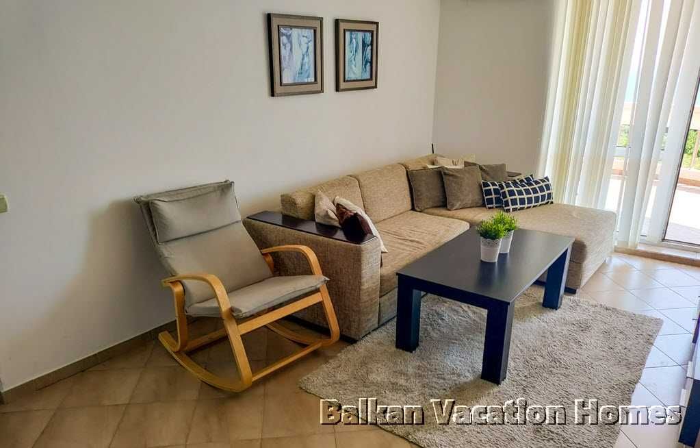 Продава се Тристаен апартамент в Бяла - 106 кв.м за 850 €/кв.м - Снимка #4