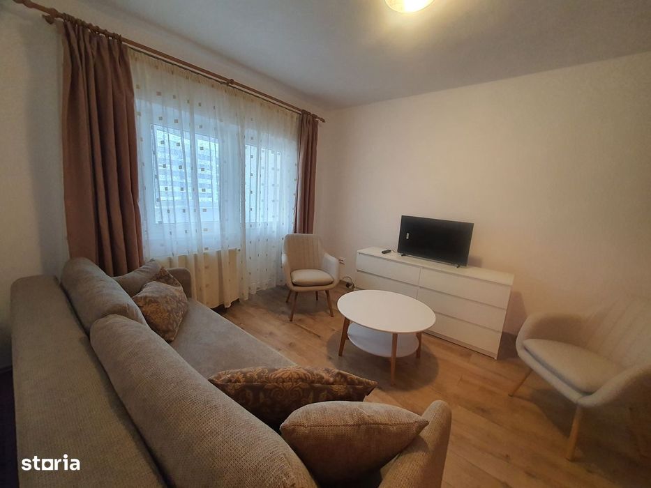 Garsoniera confort 1 decomandata de inchiriat zona Racadau