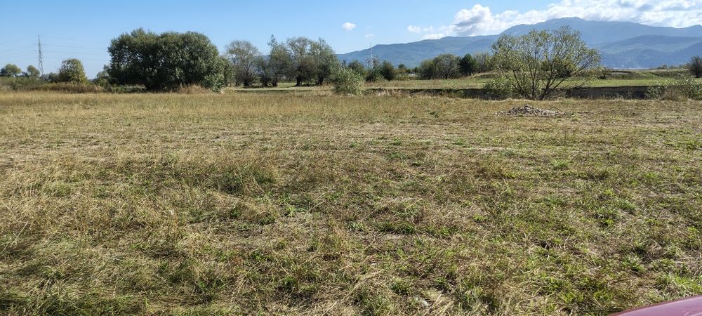 PARTICULAR vând Teren extravilan Vulcan BV