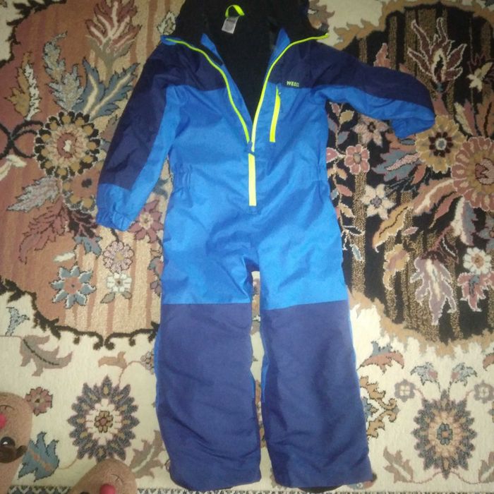 Combinezon Decathlon marime 5-6 ani