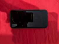 Se vinde iPhone se 2 urgent
