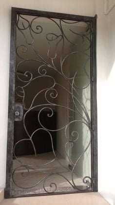 Врати , портали и огради от ковано желязо