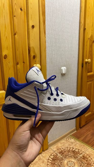 Кроссовки nike  Max Aura 5 оригинал