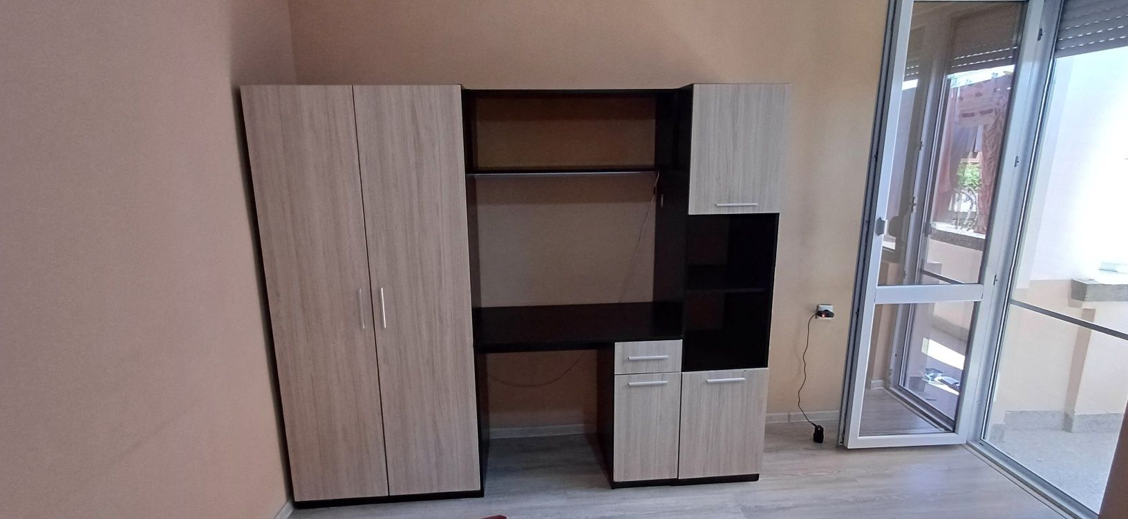 Секция с бюро Ралица