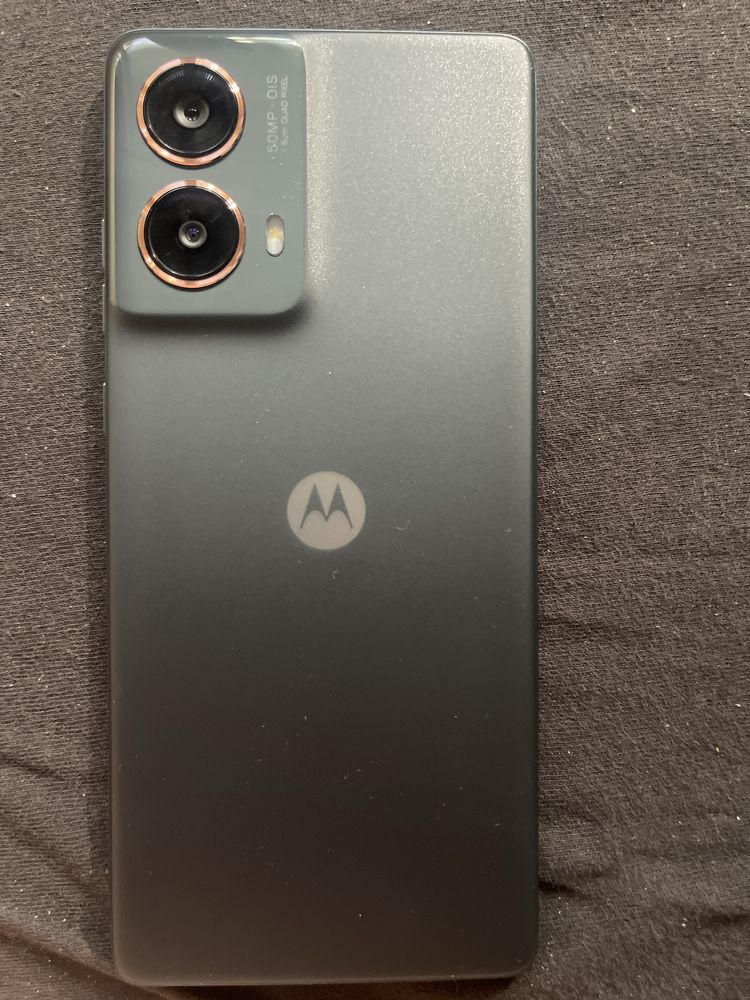 Motorola g85 5G телефона е чисто нов