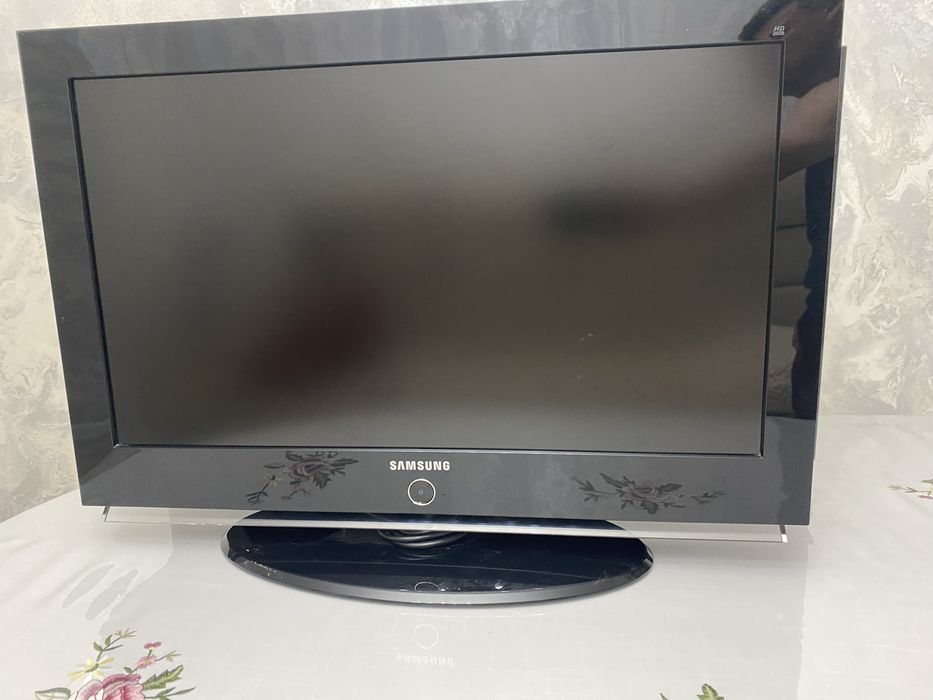 SAMSUNG в хорошем состоянии