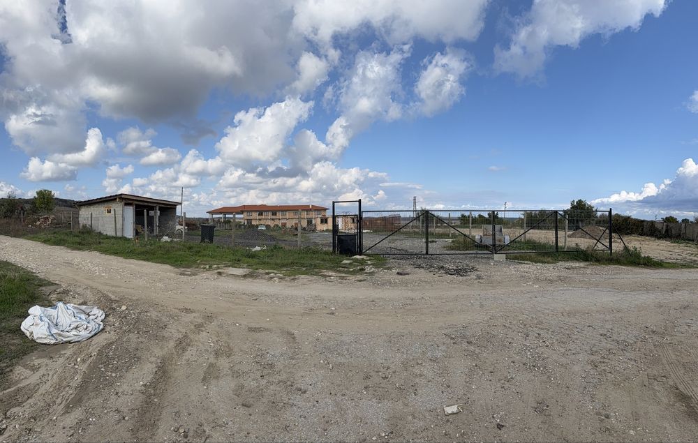 Поземлен имот в земеделска територия 1719кв.м