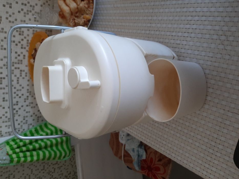 Продам соковыжималку Ульбинка