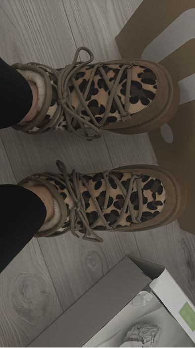 Ghete tip UGG din piele