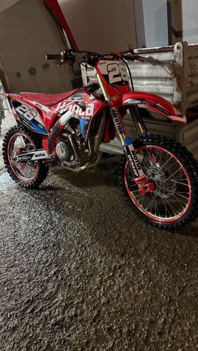 Много красив КРОСОВ МОТОР!!