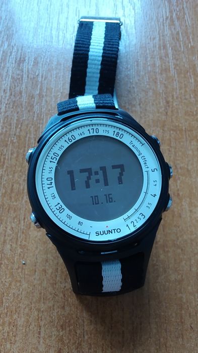 Ceas Suunto și ceas Tokidoki