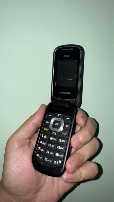 Samsung Gusto 3 Duos SIM kartali srochna sotiladi