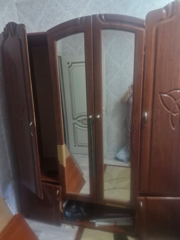 Шифонер Б/У состояние среднее