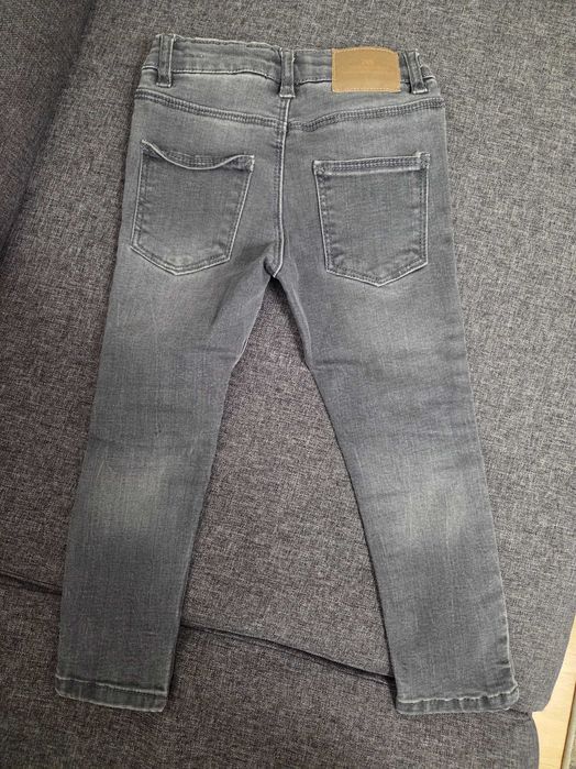 Детски дънки zara,mango,calvin klein