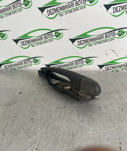 Maner deschidere din exterior usa spate stanga 5121 8 216 122 BMW Ser