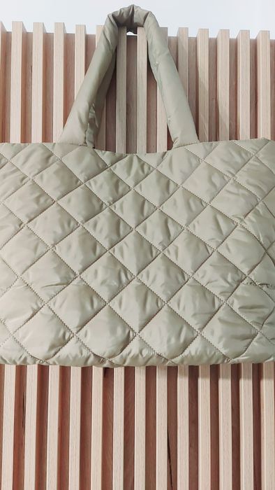Geanta fas H&M, noua