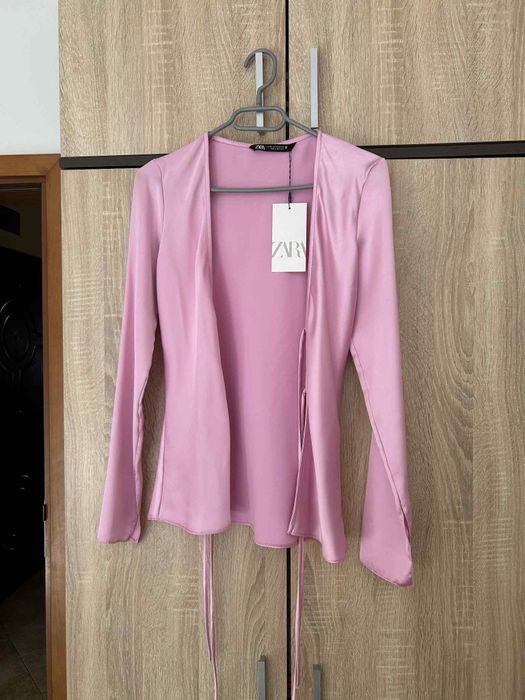 ZARA сатенена блуза – чисто нова с етикет, размер XS