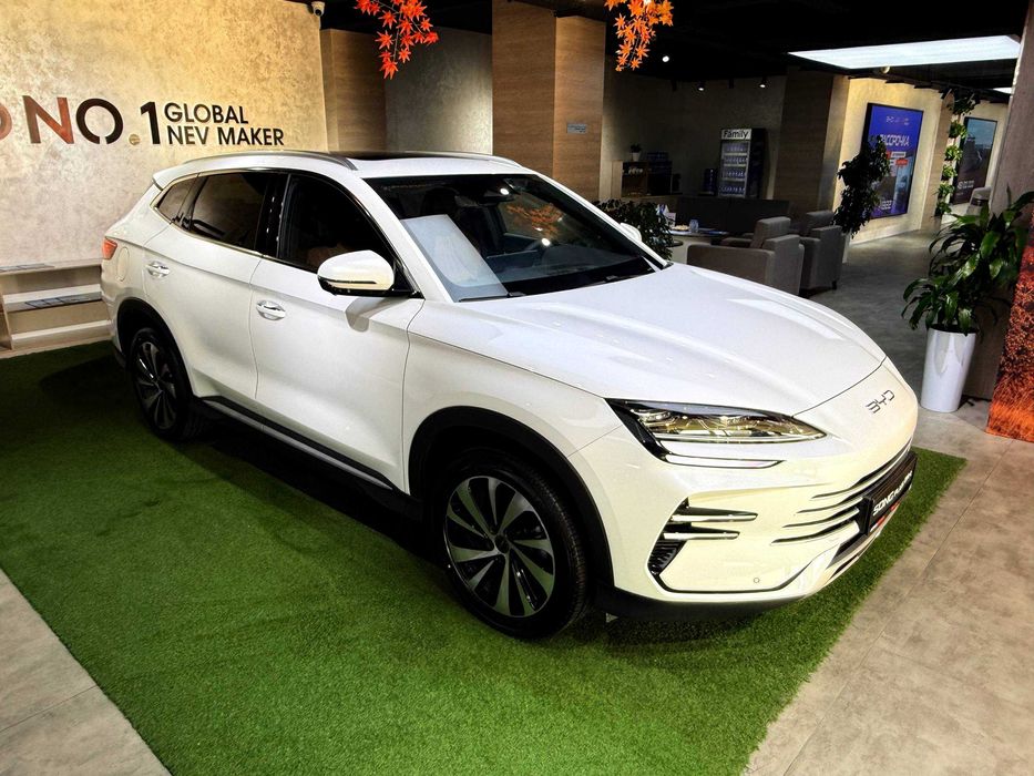 BYD SONG PLUS CHAMPION DM-i от официального дилера BYD