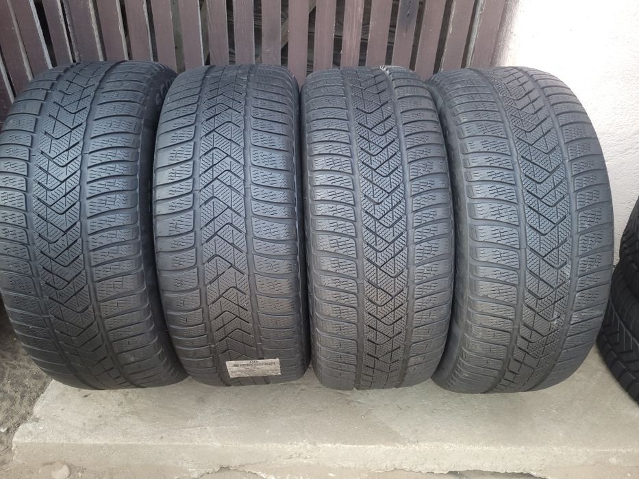 265 50 19 Anvelope de iarnă Pirelli Runflat  Dot 39.21