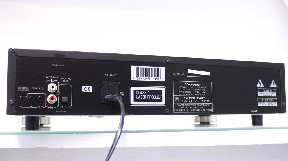 Cd player Pioneer PD-107.