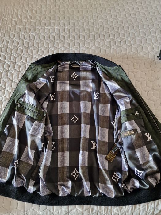Зелено-черно пилотско яке Louis Vuitton с монограм, размер XL, EU 56.