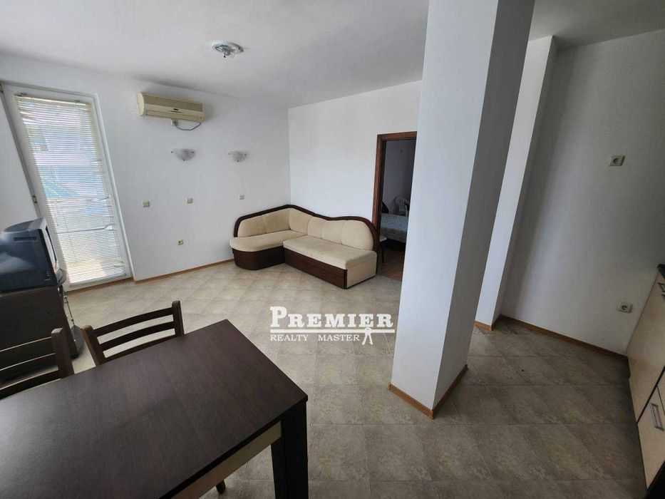 Продава се Двустаен апартамент в к.к. Слънчев бряг - 75 кв.м за 800 €/кв.м - Снимка #1