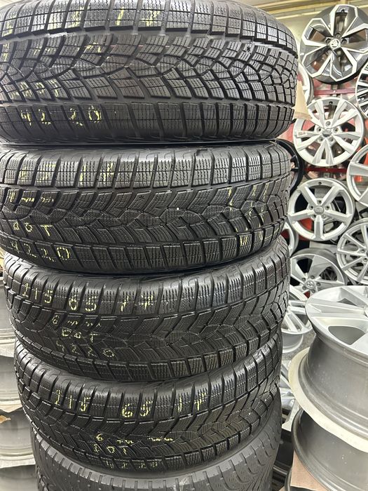 Гуми 215/65/17 Goodyear Зимни 4 броя