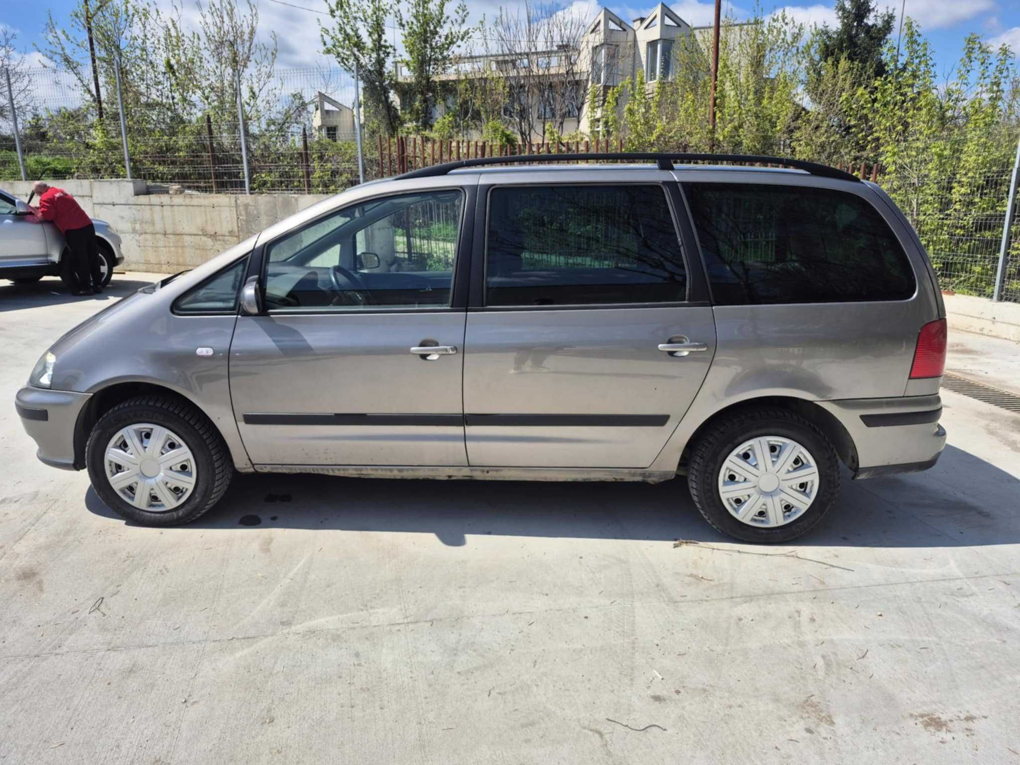 Автомобил Seat Alhambra