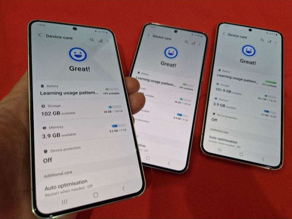 -Samsung S22, ca Nou, 128Gb, 8Ram, impecabil, Gold-Silver-Purple, star