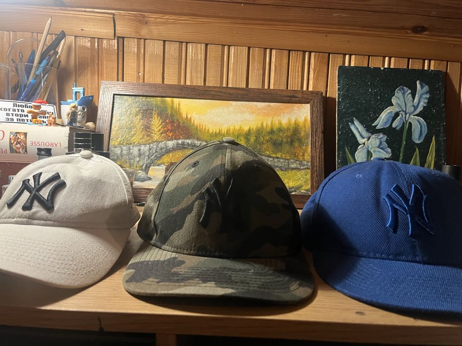 New era шапки с козирка