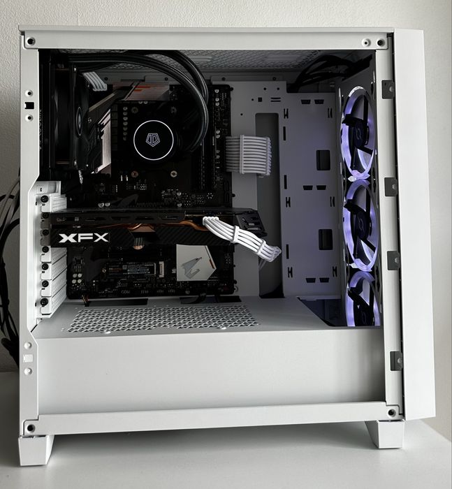 Setup gaming complet Ryzen 5 / RX580 / 16GB / 2 monitoare / periferice
