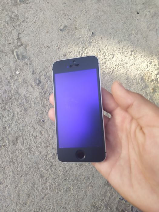 iPhone 5S. Radnoy Holatda.