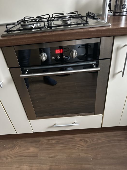 Cuptor electric Hansa in stare foarte buna