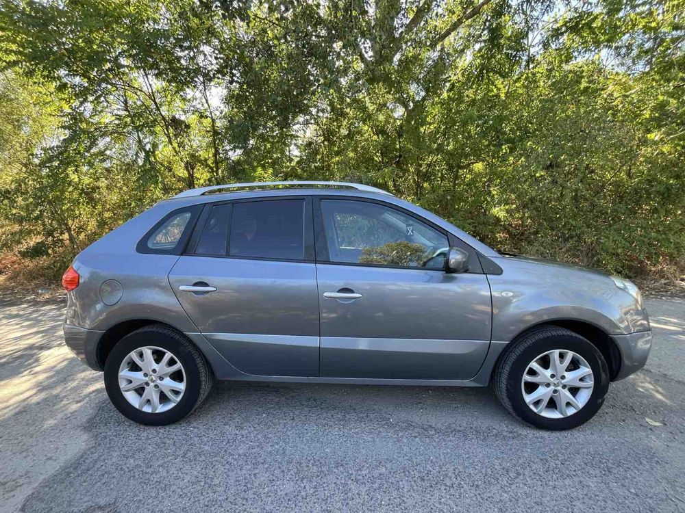 Renault Koleos 2.0 dci 4x4 Отличен!