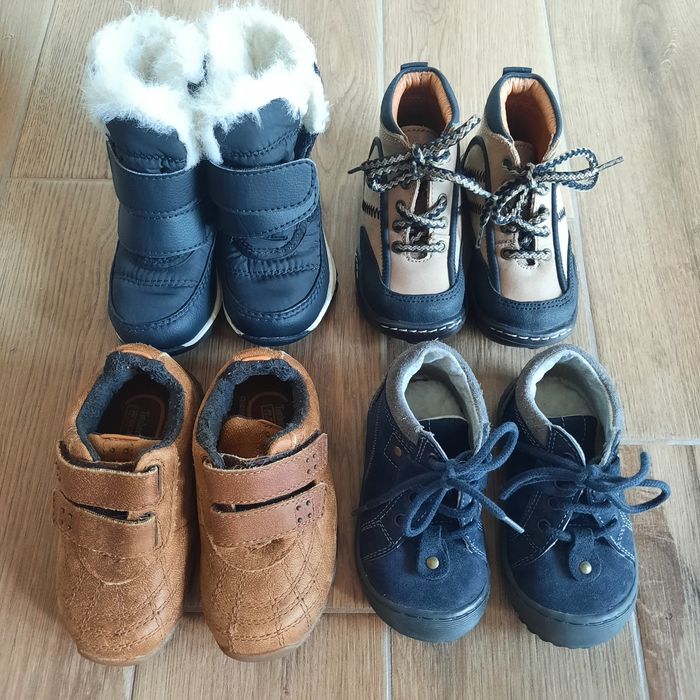 Бебешки боти и апрески 18/19 номер