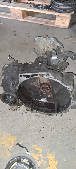 Cutie viteze manuala 5 trepte motor 1.9 TDI 105 cod cutie: GQQ