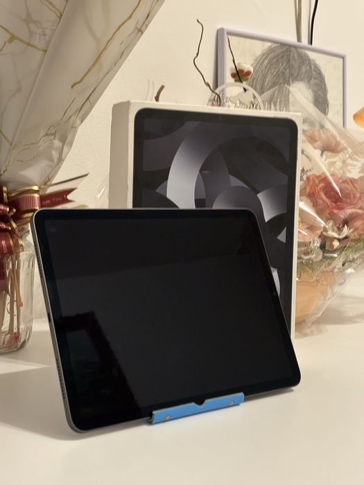 iPad Air 5 2022 Grey 64GB