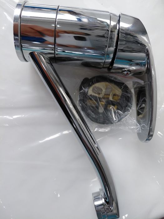 Смеситель на раковину