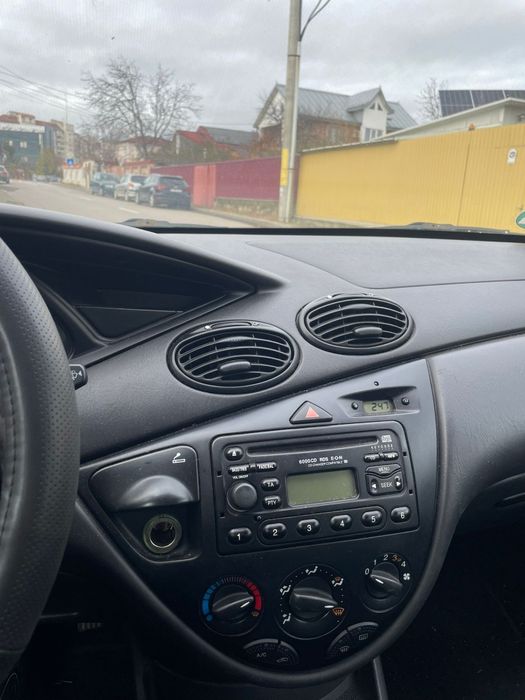Ford Focus   stare foarte buna