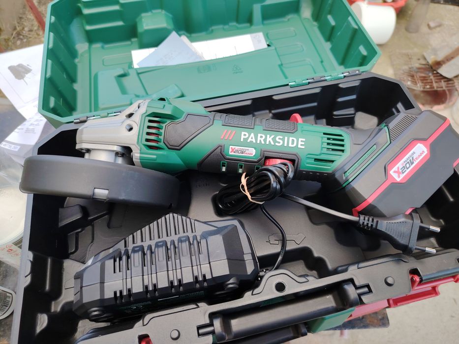 Flex polizor cu acumulator 20 v 4 ah parkside nou