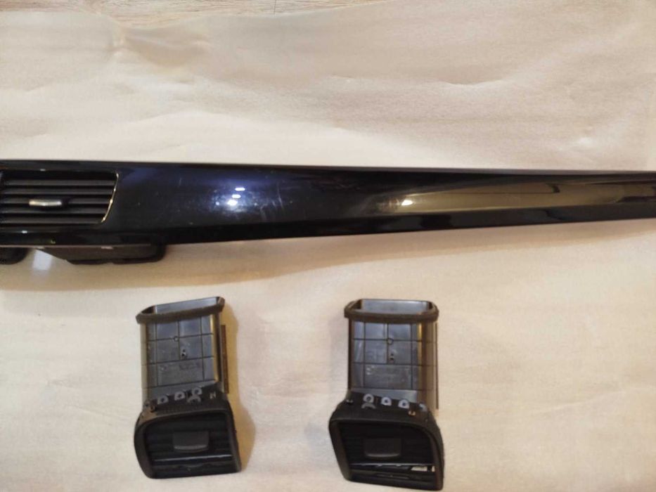 Лайсна от табло с въздуховоди Mazda CX-5