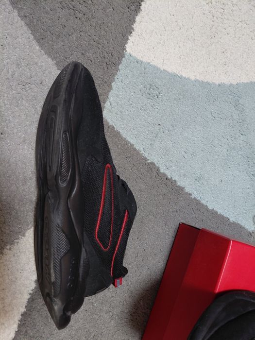 Hugo Boss обувки