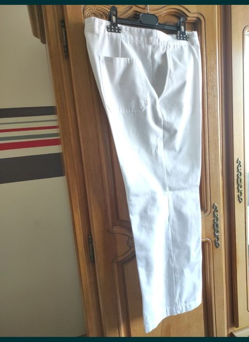 Pantaloni pentru medici și asistenți medicali
