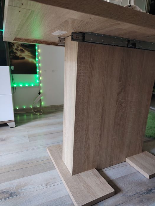 Masa masivă cu extensie