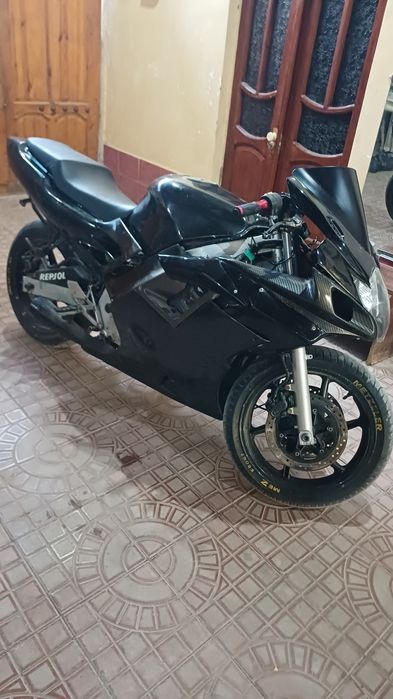 Honda sbr 600 f2