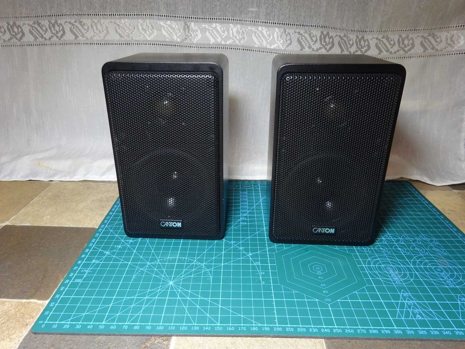 Set boxe audio compacte Canton Plus S