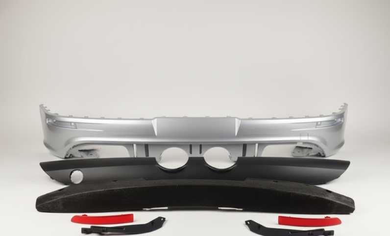 Prelungire Bara Spate VW Golf 5 V 2004-2008 R32 Look (LA7W (Gri))