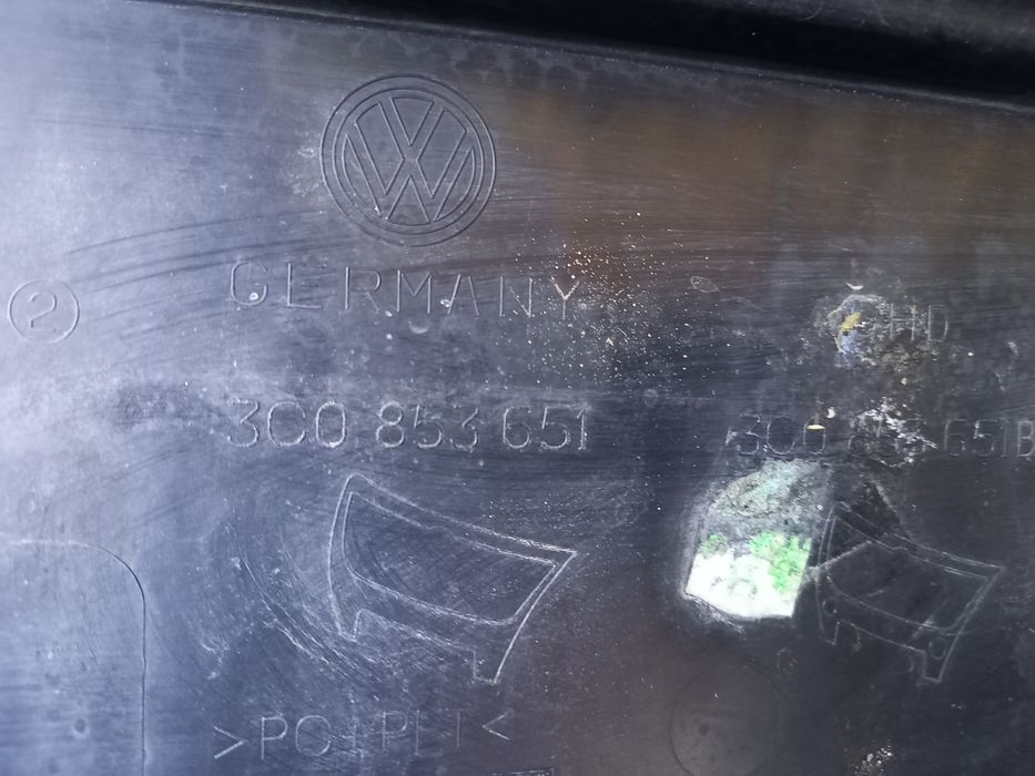 Grila Passat B6 Grila din bara cu sigla și bara de jos din bara