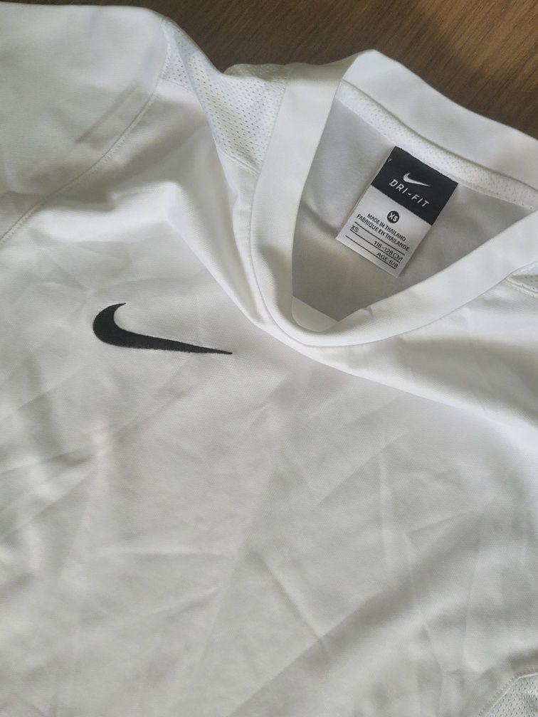 Екип Nike оригинален